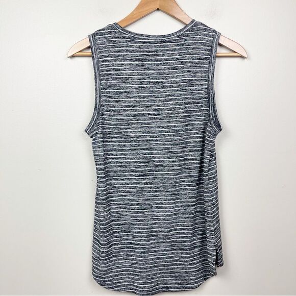 Athleta Breezy Tank Size Small - Picture 5 of 7